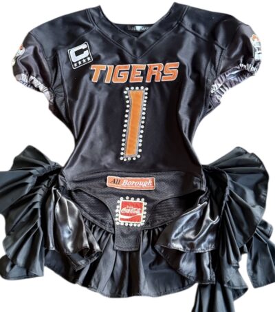 Upcycled jersey dress Tigers 1