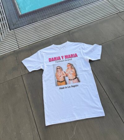 DARIA Y MARIA merch T-Shirt